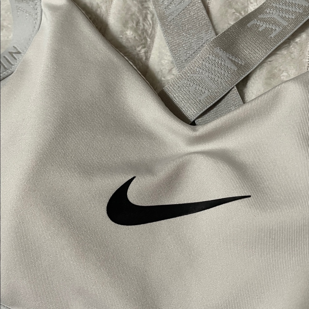 Nike Strappy Sport Bra | Size Medium - Picture 2 of 5